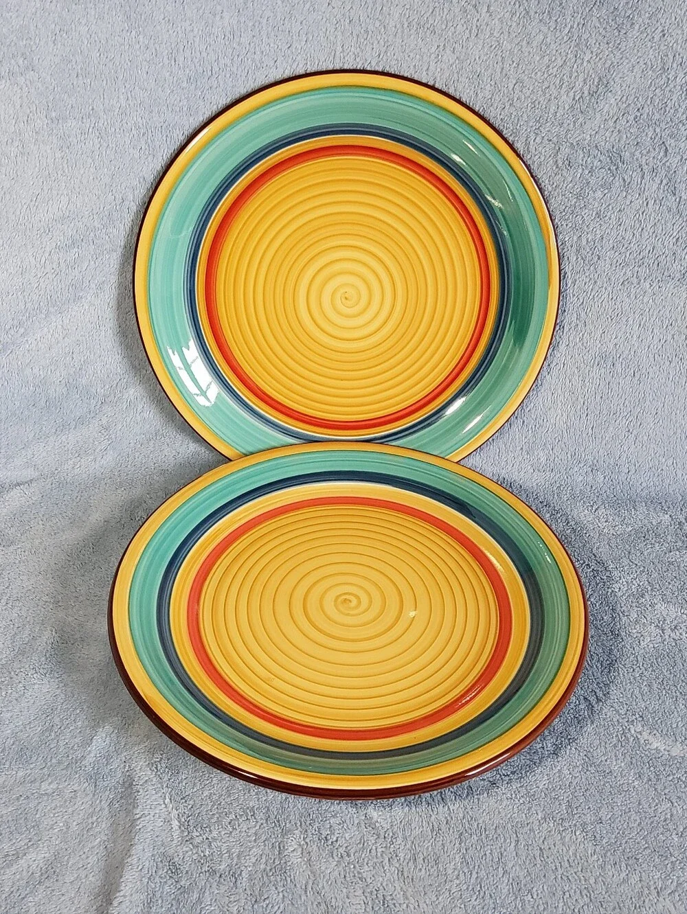 Set of 2 Gibson Home 10.5